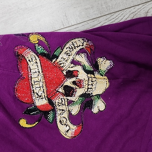 Ed Hardy sweater 😍 ❤️ - Picture 5 of 14